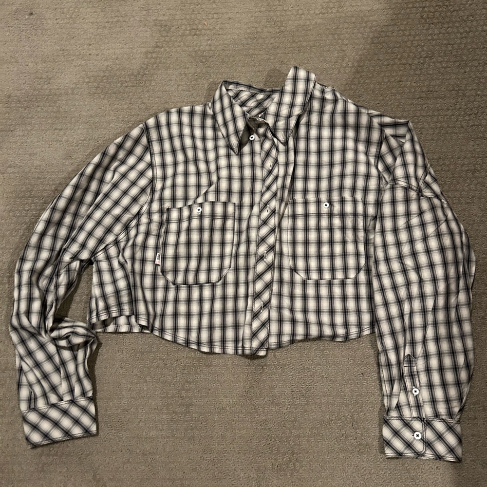 Paid Cropped Button Down